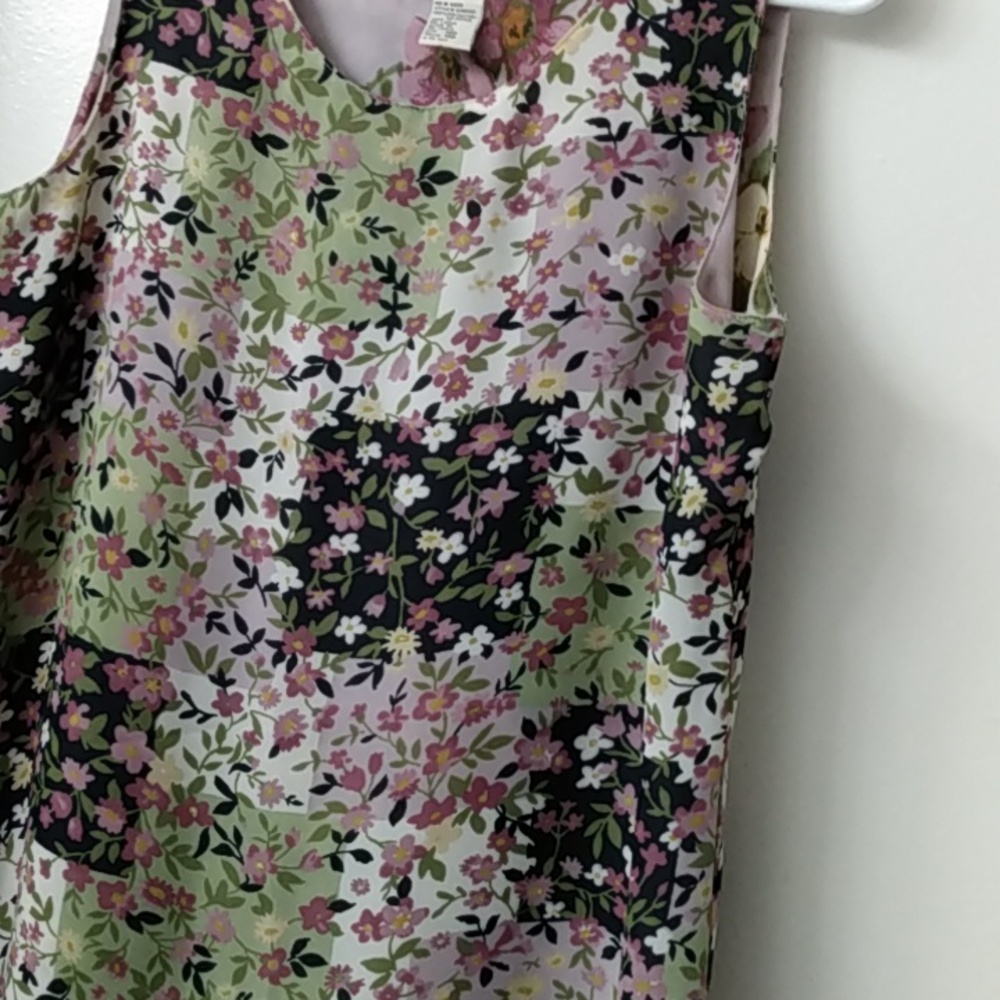 Patchwork dress size 10 petite, sleeveless, lined with a lilac floral pattern - Picture 5 of 12